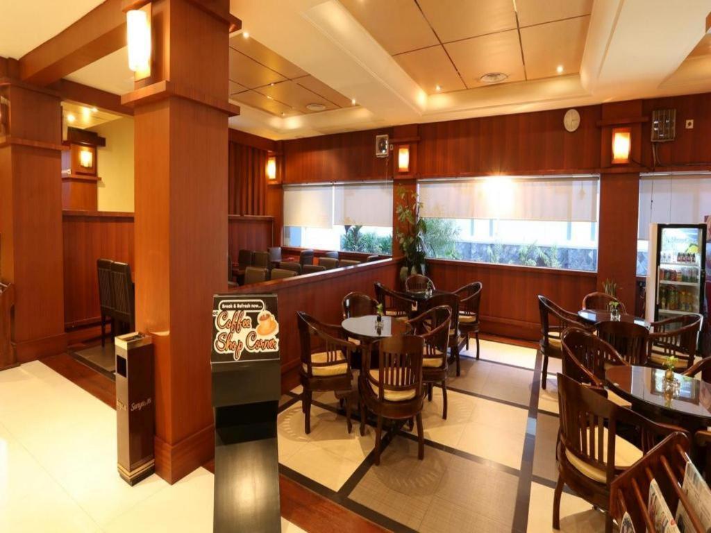 Hotel Tarakan Plaza Exterior foto