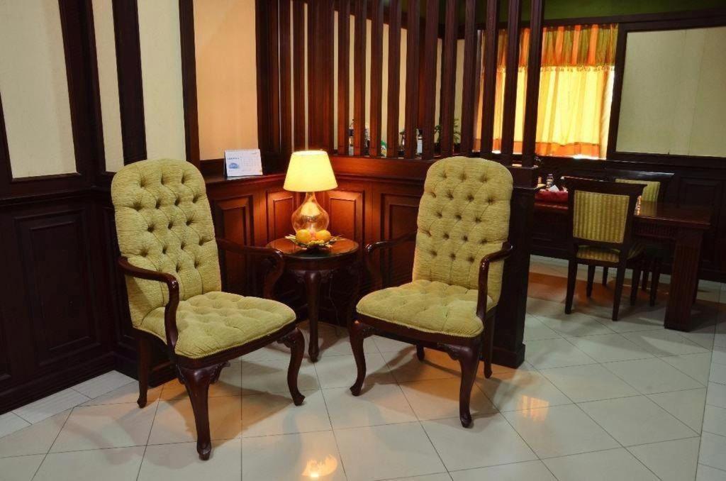 Hotel Tarakan Plaza Exterior foto